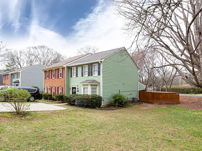 2580 Old Roswell Rd SE #A — Photo 42