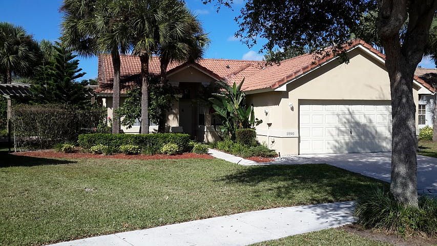 1st image of 1090 W Lancewood Pl