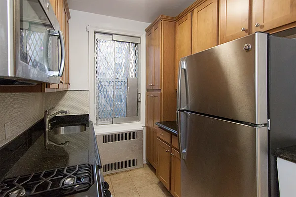 Rented by Modern Spaces | media 11