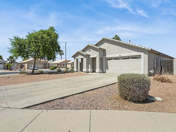 2nd image of 1556 N Rockwell Ct