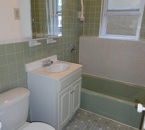 5th image of 402A Highland Ave #402A