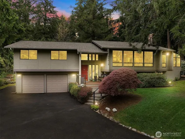 23612 NE 72nd Street, Redmond, WA 98053
