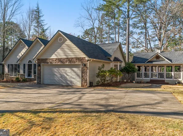 102 Smohalla Ct, Waleska, GA 30183