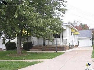 2nd image of 4910 Longwood Ave