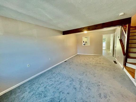 Living/dining area