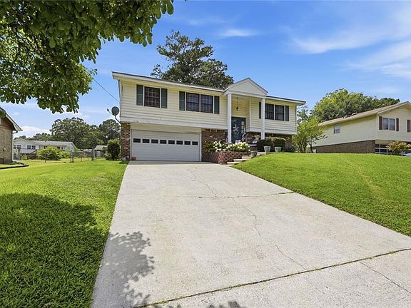 2nd image of 6049 Fairfield Dr
