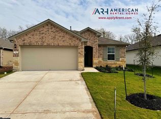 204 Addison Pl, Lockhart, TX 78644