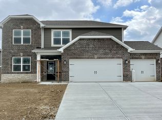 907 Booneway Ln, Bargersville, IN