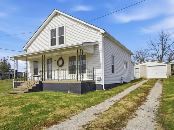 214 Bond St, Irvine, KY 40336