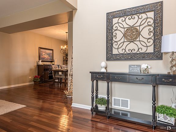 3rd image of 11411 Glenbrook Cir