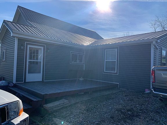 Back house w deck
