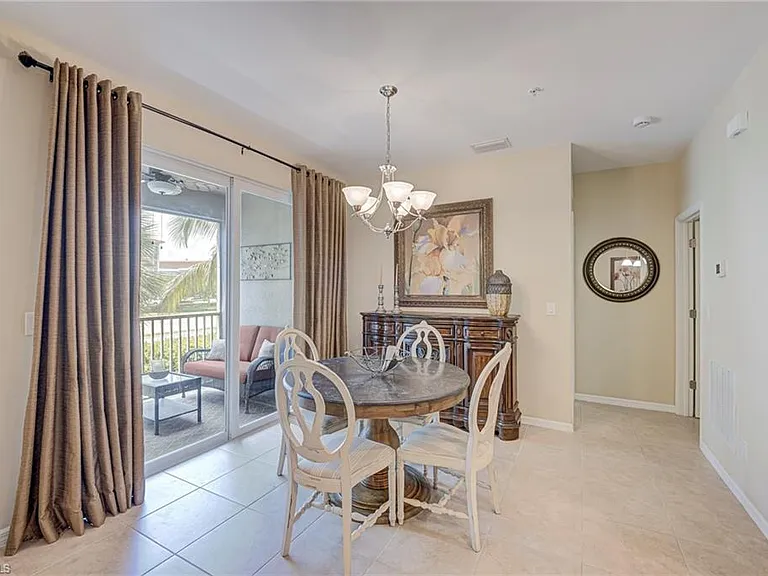 8540 Violeta St #202 — Photo 9