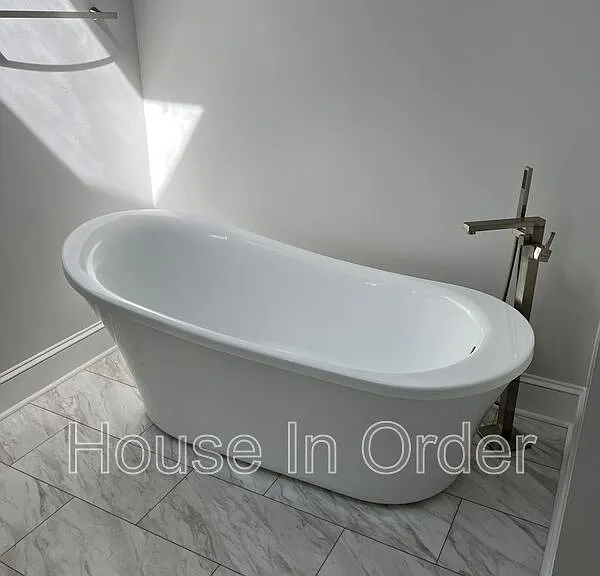 127 W Chestnut St — Photo 5