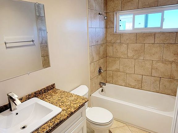 5th image of 1028 W F St APT E