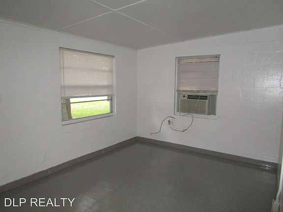 2nd image of 134 Fairview Ave #A