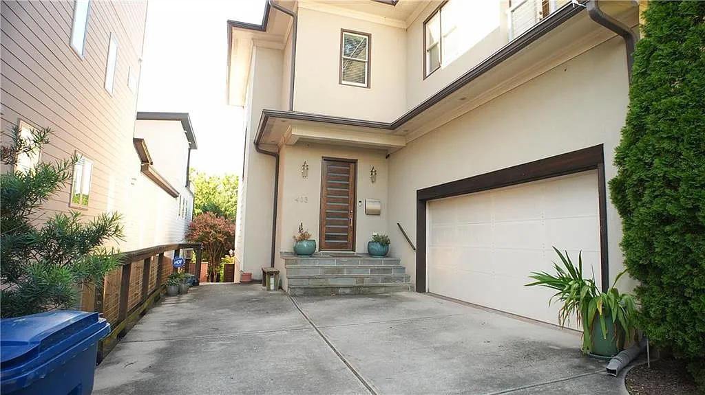 1 bed, 1.0 bath, 2836 sqft, $2,000 — Photo 1