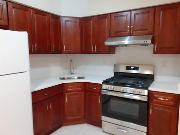 4th image of 135-00 Coolidge Ave