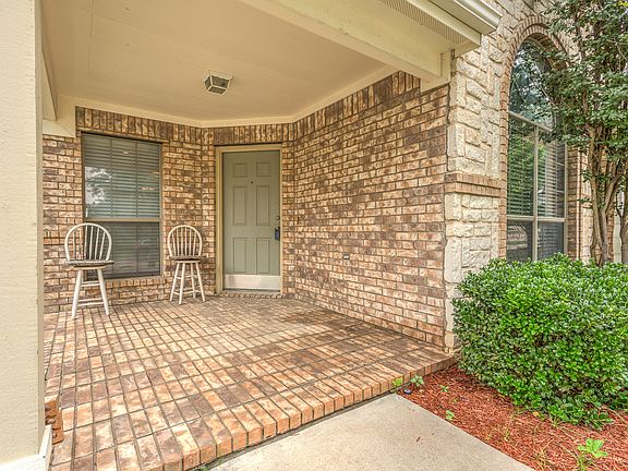 2nd image of 5208 Blackelm Dr