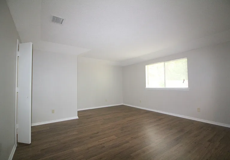 12029 Leisure Way — Photo 7