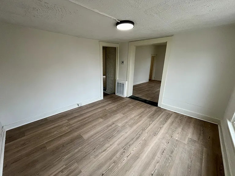 500 Ridge St — Photo 20