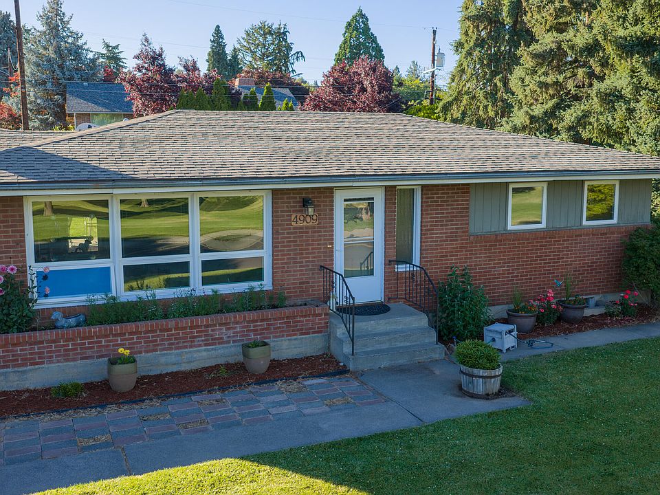 1st image of 4909 W Lincoln Ave