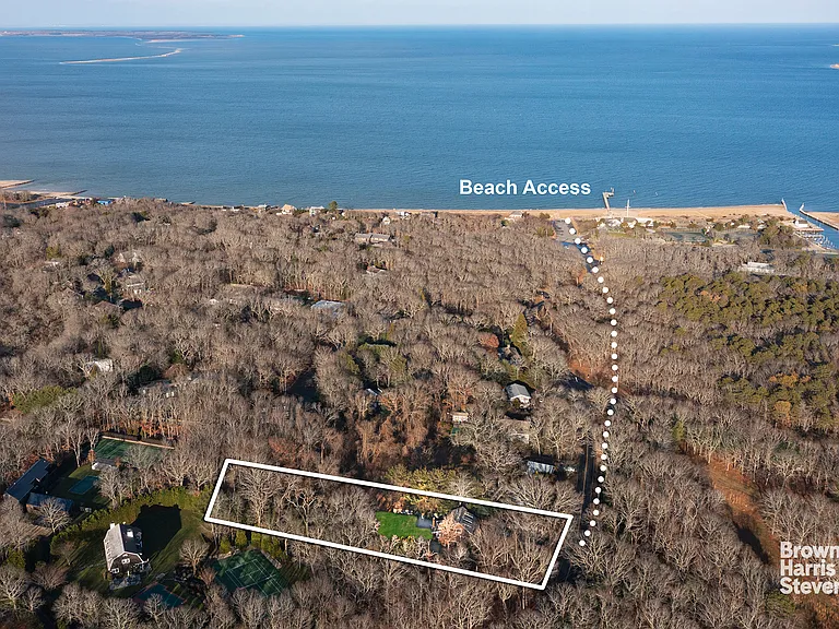 259 Abrahams Landing Rd — Photo 2