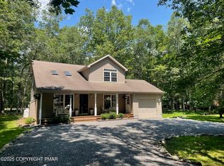 96 Spencer Ln, Albrightsville, PA 18210