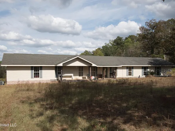 2237 Brushy Creek Rd, Lucedale, MS 39452