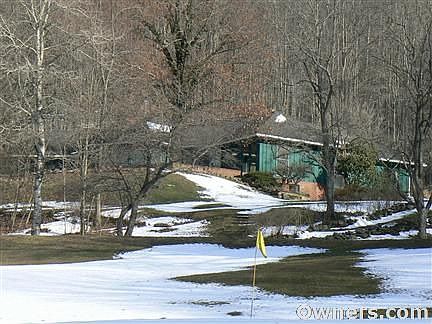 Overlooking the 14th Green at Elkdale