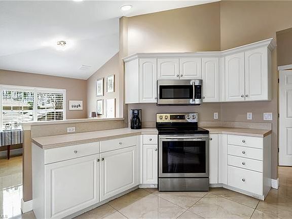 5th image of 20081 Seagrove St Unit 908
