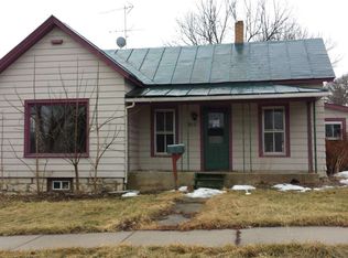 802 Lake St, Baraboo, WI 53913