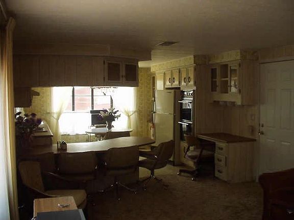 3rd image of 79 N Shoreline Drive