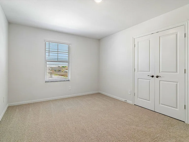 1404 Bridgestone Dr — Photo 16