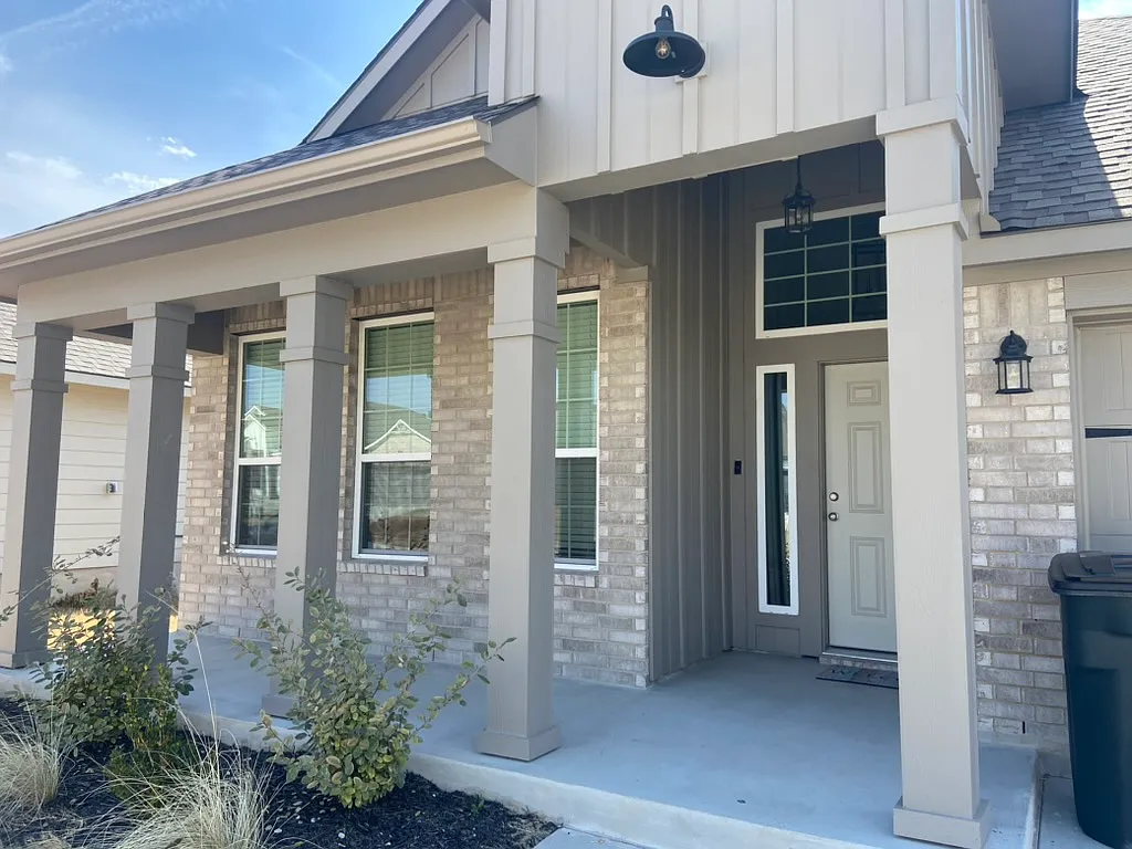 Building Photo - 909 James Parker Cir