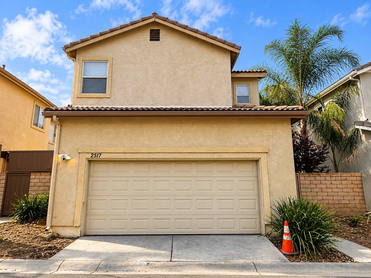3 bed, 2.5 bath, 1878 sqft, $4,150 — Photo 2