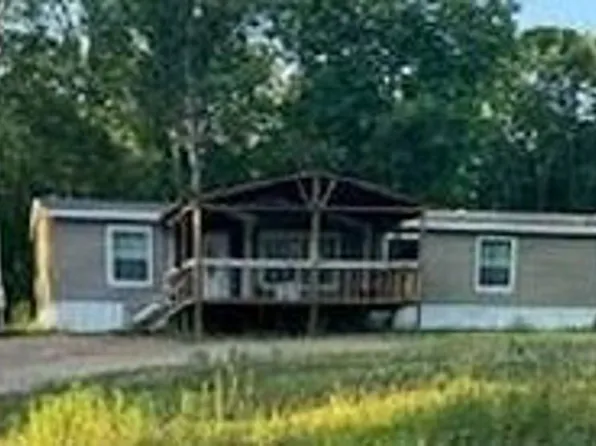 202 Moore St, Morton, MS 39117