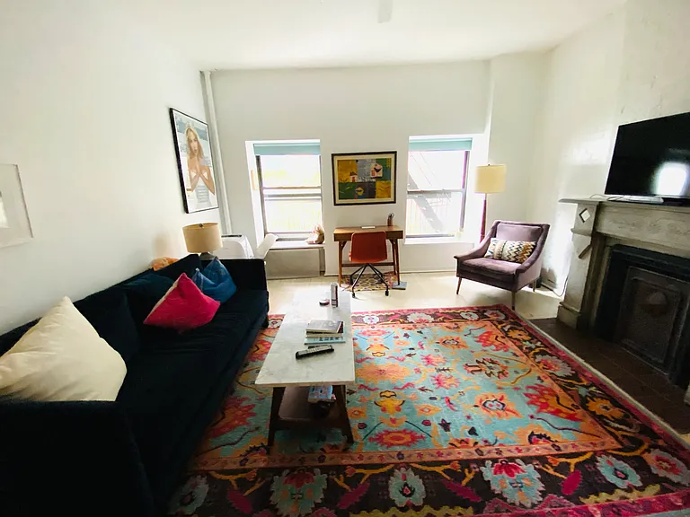 455 W 43rd St #4B — Photo 1