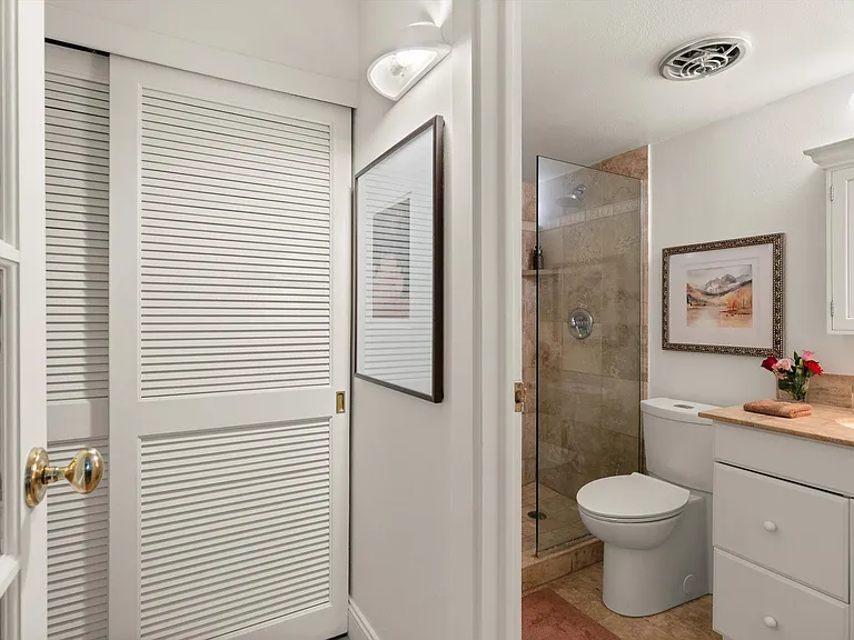 412 Vine St #412 — Photo 18