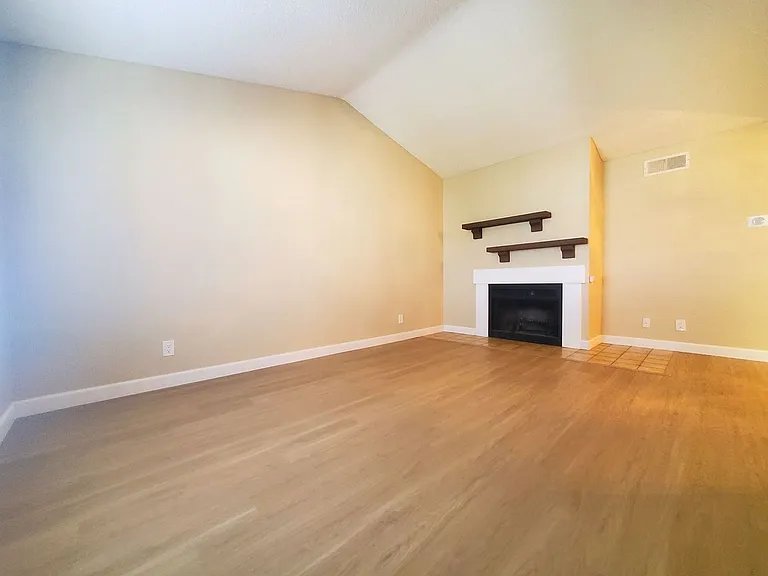 Ballantyne Villas — Photo 17