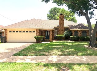 2735 Shepherds Gln, Wichita Falls, TX 76308