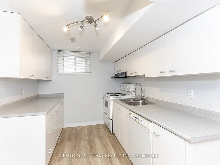 805 Batory Ave #BASEMENT — Photo 10