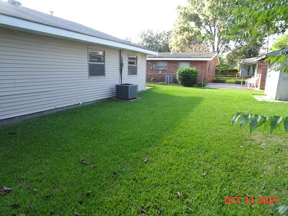 2nd image of 524 Fairlawn Dr