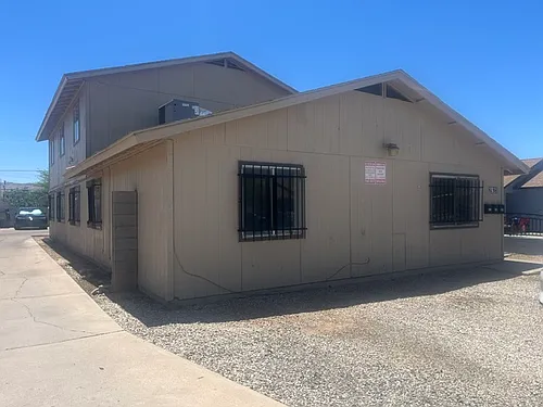 2925 E Mobile Ln Photo 1