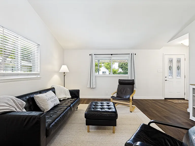 817 Kingswood Ave — Photo 10