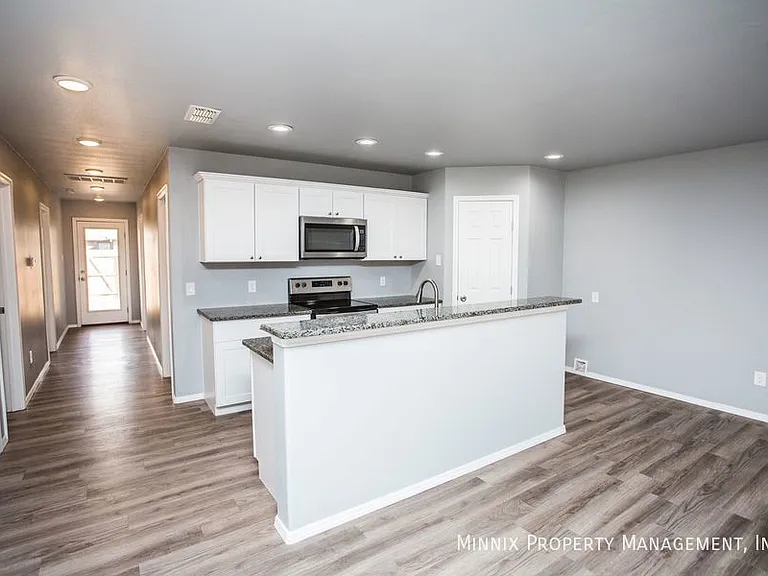 1302 N Colton Ave #B — Photo 32