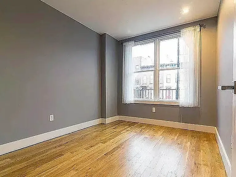 467 Monroe St #2F — Photo 6
