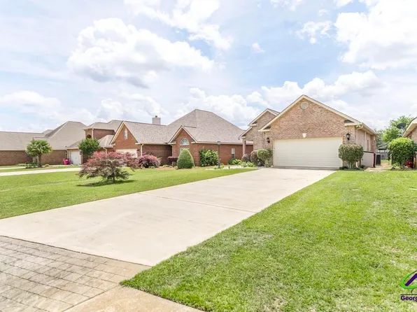 504 Eagle Springs Dr, Centerville, GA 31028