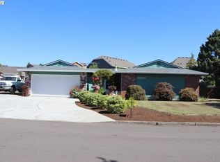 18900 Oaktree Ave, Oregon City, OR 97045