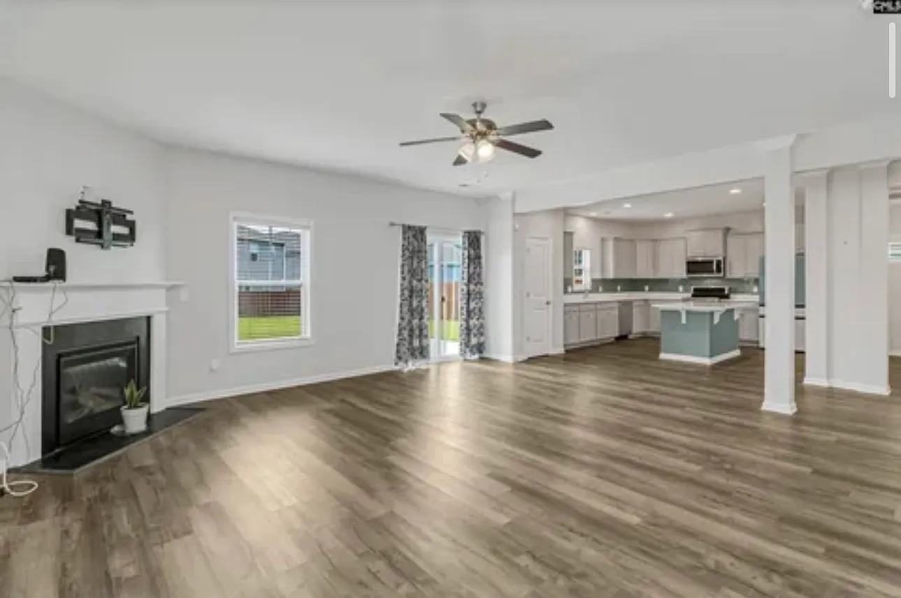 4 bed, 3040 sqft, $2,650 — Photo 1