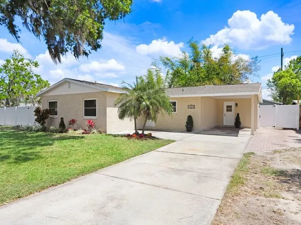 1411 Fernwood Pl, Seffner, FL 33584